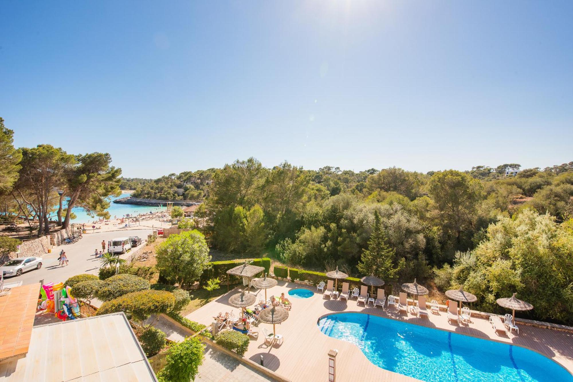 Portopetro Hotel Playa Mondrago מראה חיצוני תמונה