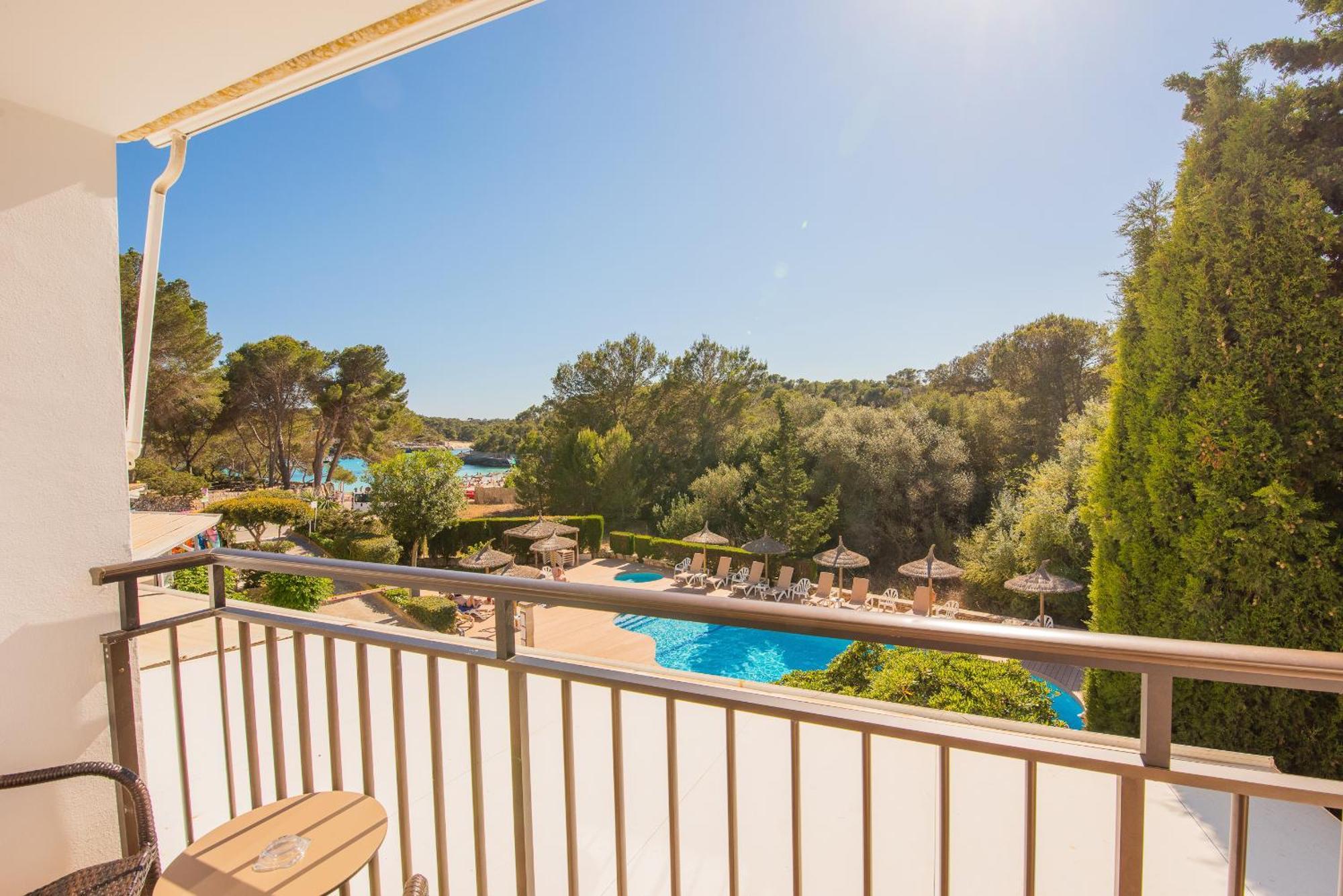 Portopetro Hotel Playa Mondrago מראה חיצוני תמונה