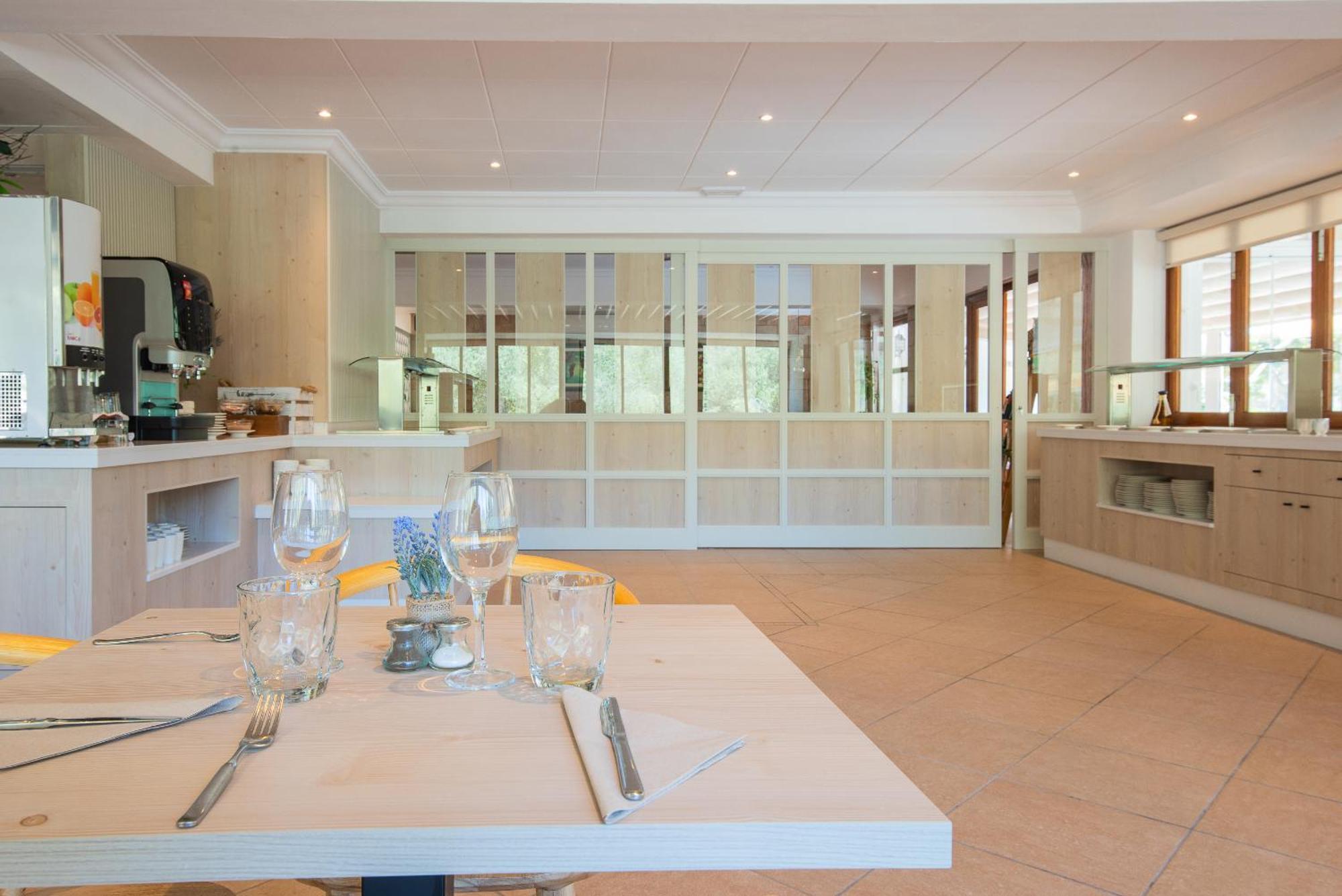 Portopetro Hotel Playa Mondrago מראה חיצוני תמונה