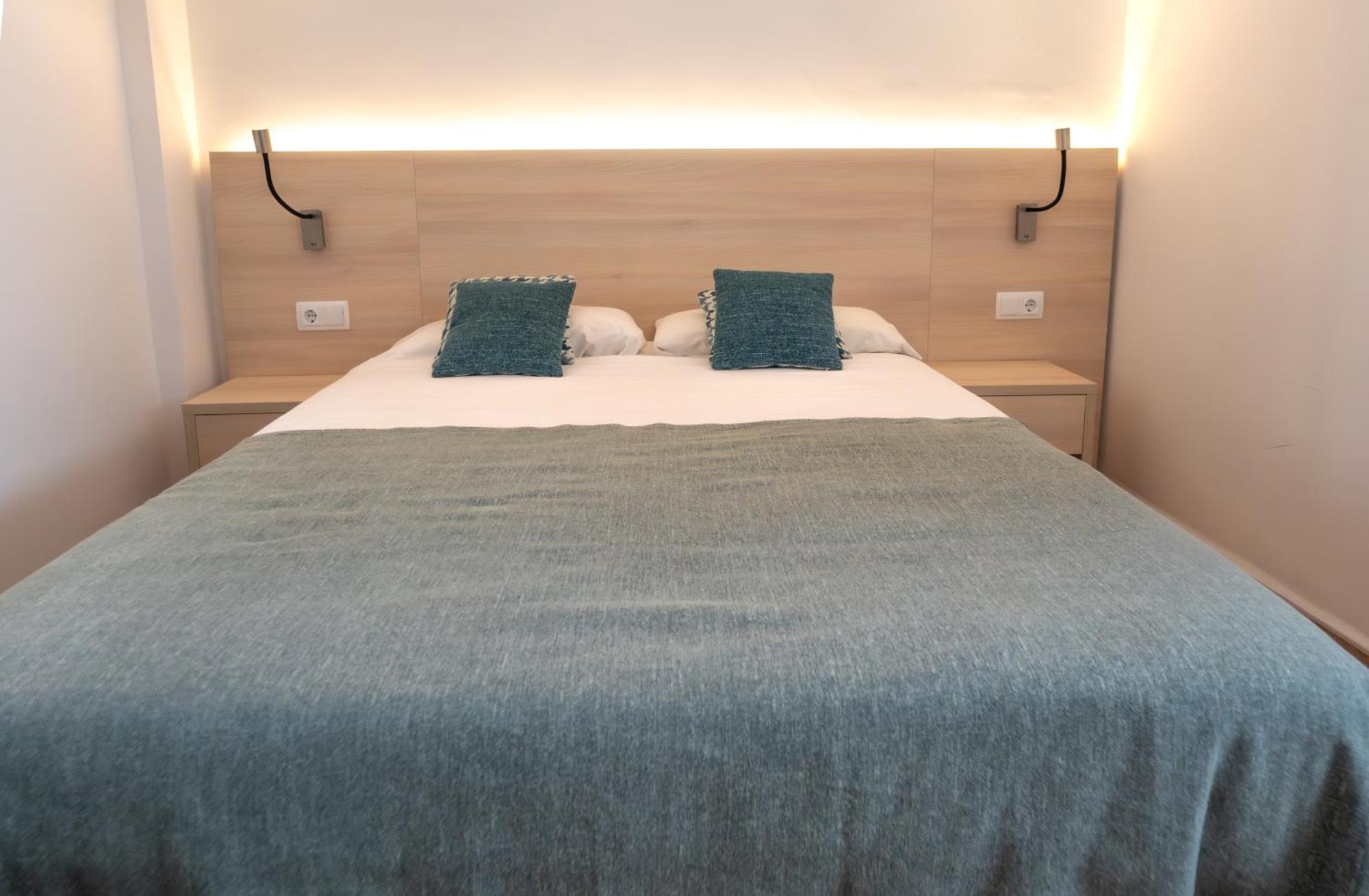 Portopetro Hotel Playa Mondrago מראה חיצוני תמונה