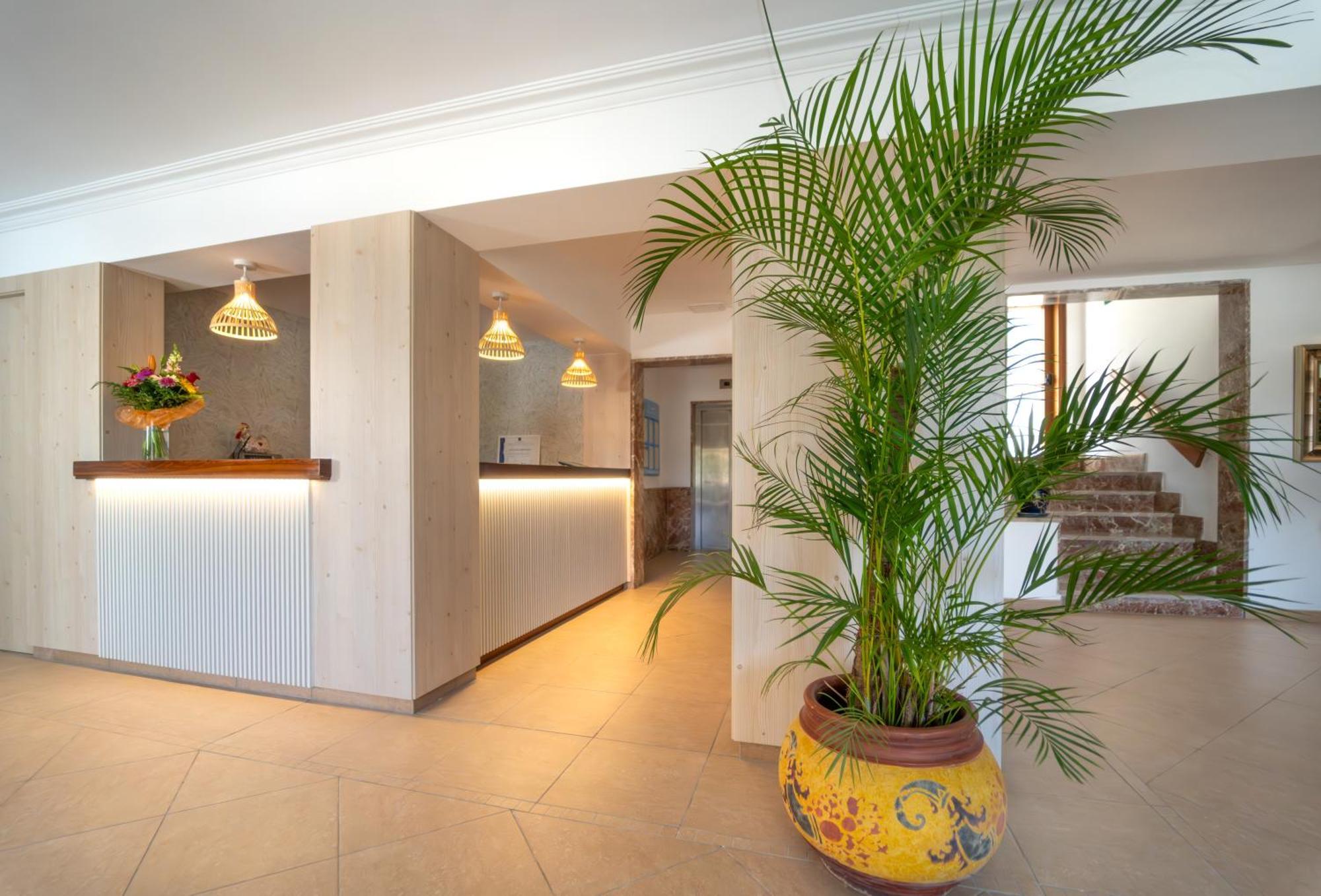 Portopetro Hotel Playa Mondrago מראה חיצוני תמונה