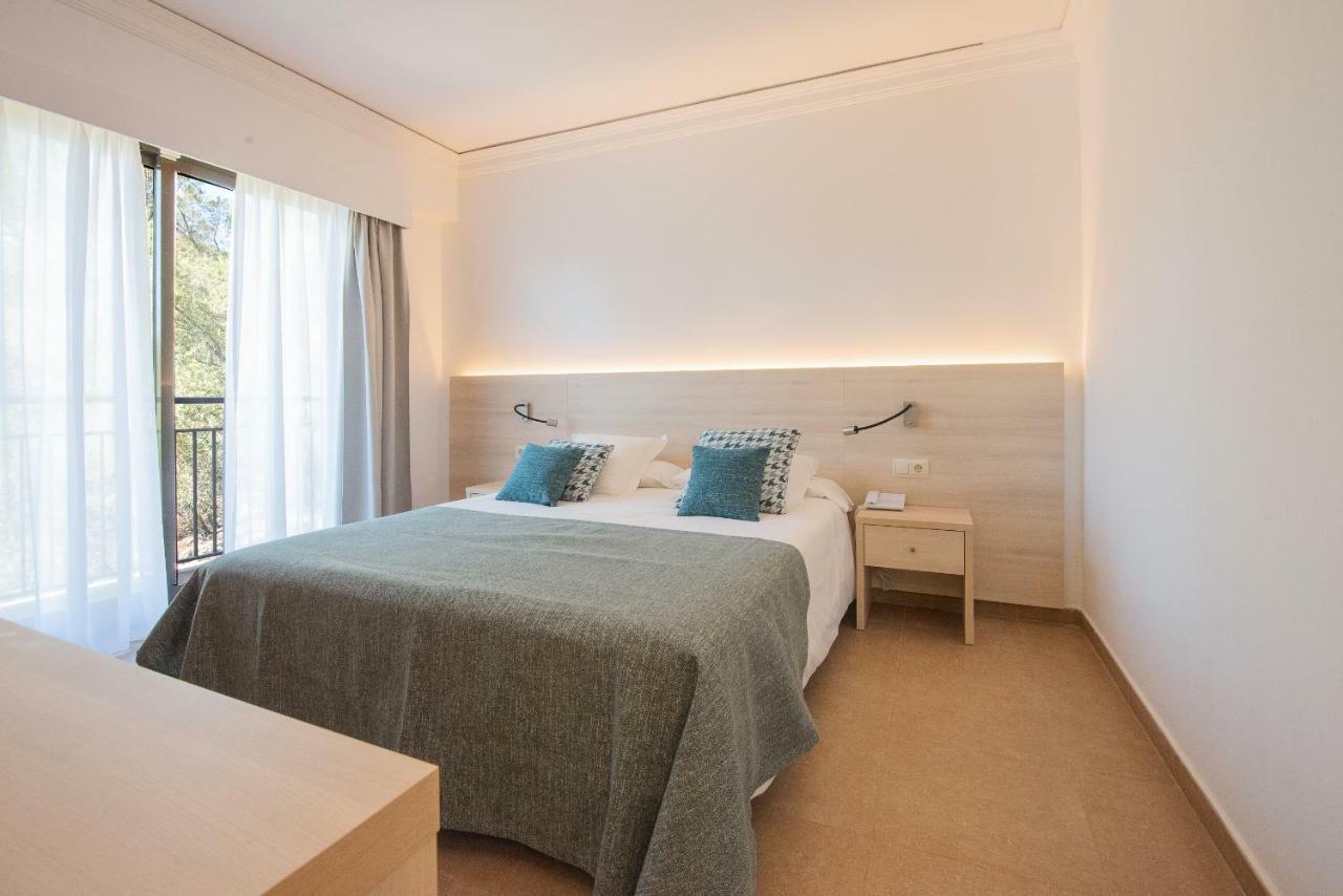 Portopetro Hotel Playa Mondrago מראה חיצוני תמונה