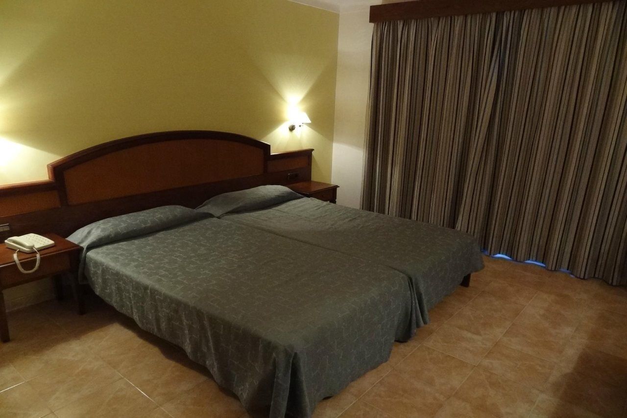 Portopetro Hotel Playa Mondrago מראה חיצוני תמונה